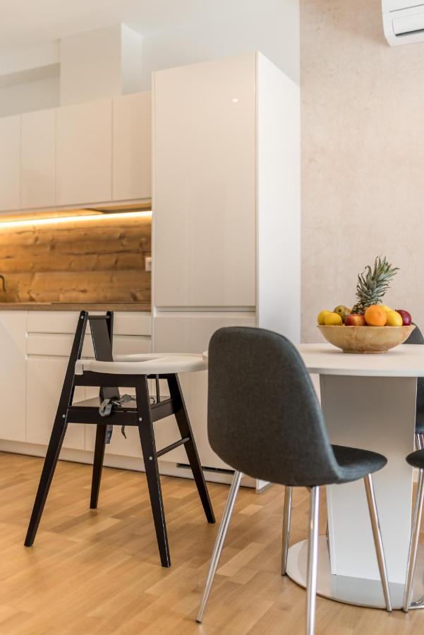 6 Islands - Holiday & Business Apartments - Free Garage Parking Spalato Esterno foto