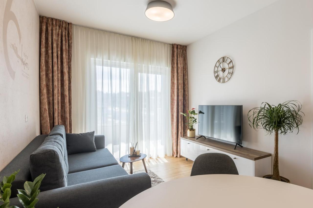 6 Islands - Holiday & Business Apartments - Free Garage Parking Spalato Esterno foto